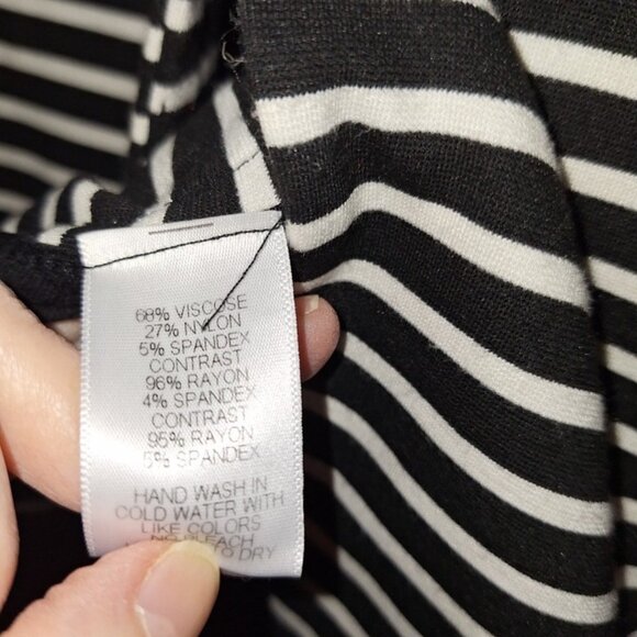 Olivia Moon Ladies Black & white Striped Cropped Blazer Ladies PL BEETLEJUICE - Picture 5 of 5